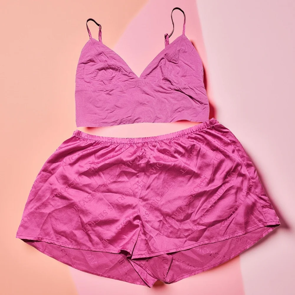 VICTORIA'S SECRET Pink Pajama Set. Size S. NEVER WORN! - Picture 1 of 5